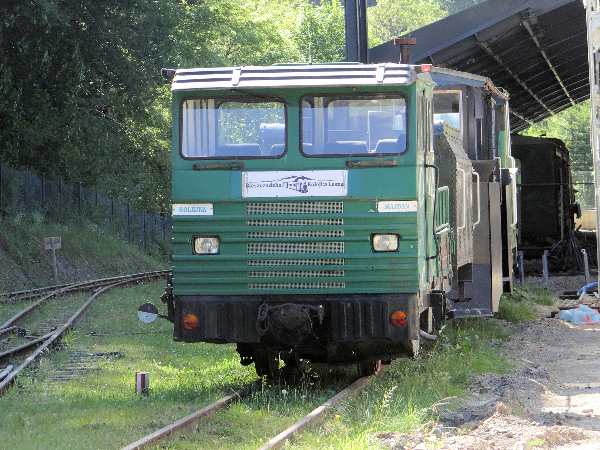 Bardzo ciekawa drezyna na wąskim torze